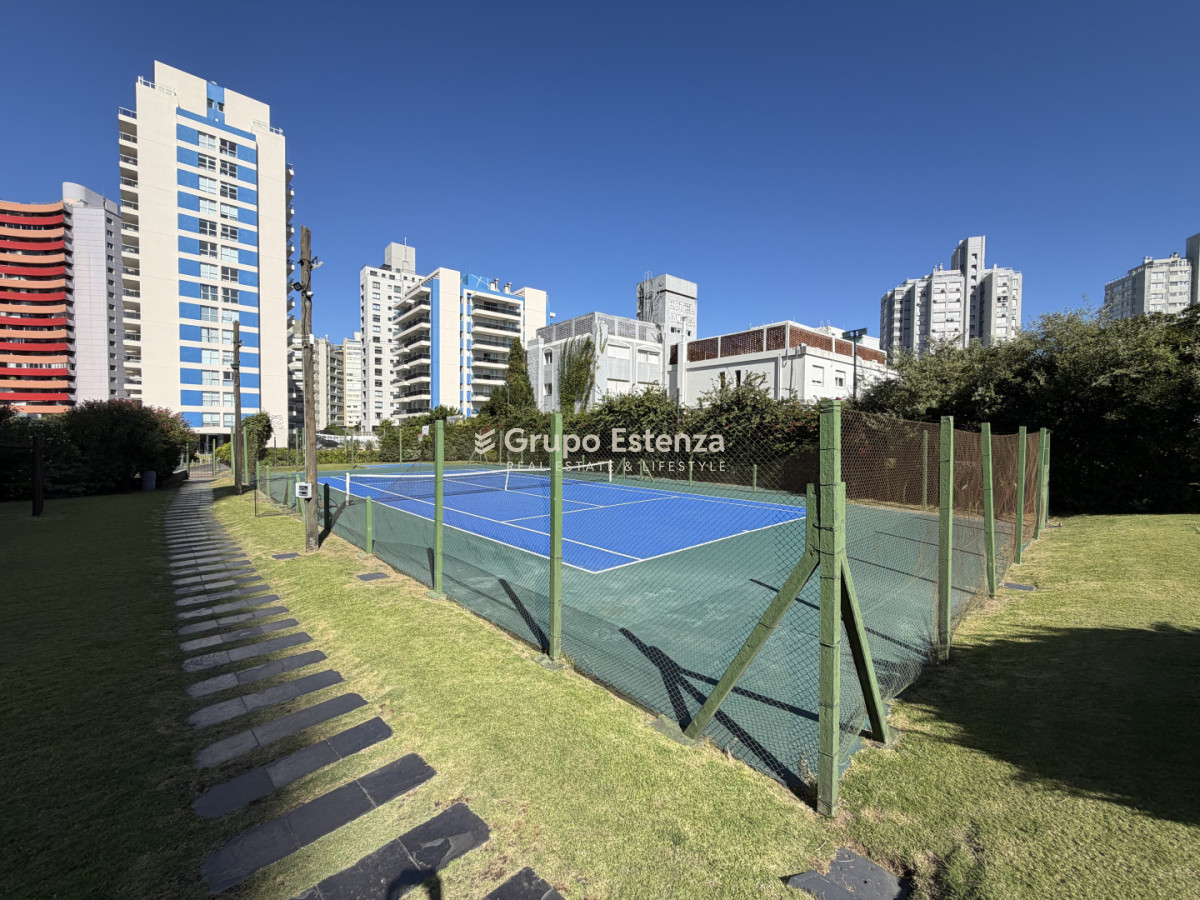 Apartamento ID.852 - Apto en Torre Manhattan en venta