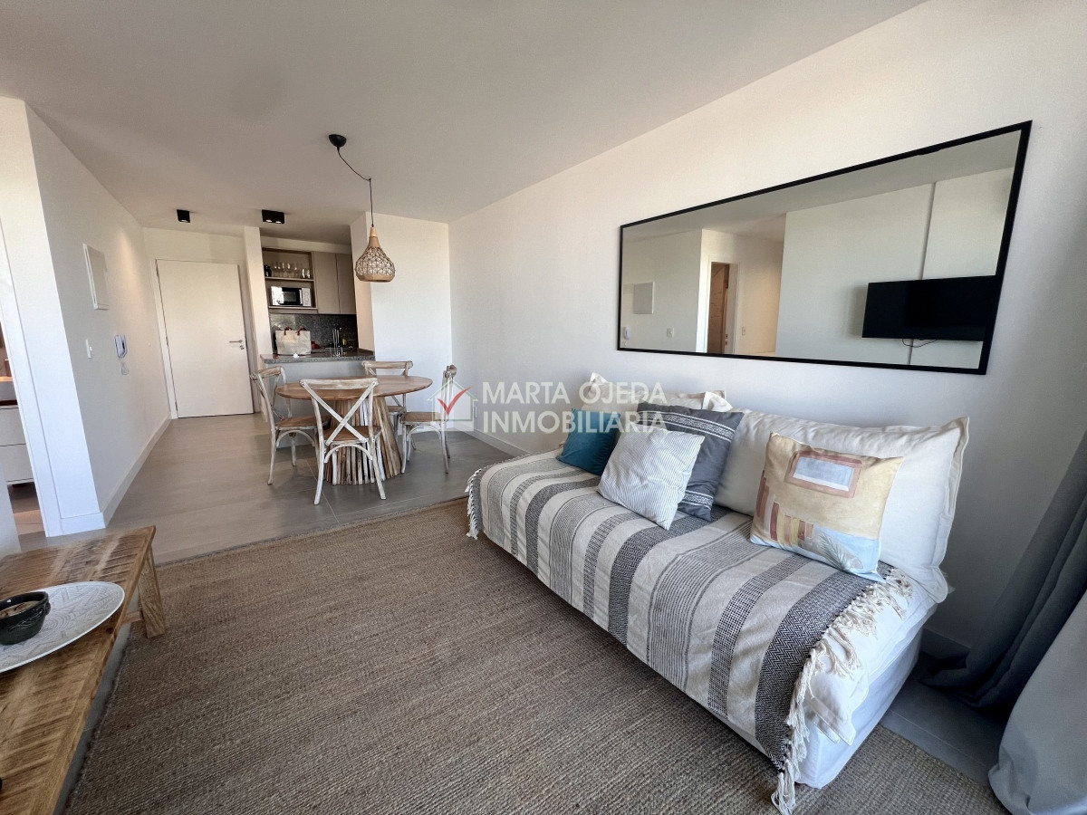 Apartamento ID.40730 - En alquiler anual apartamento de 1 y 1/2 dormitorios