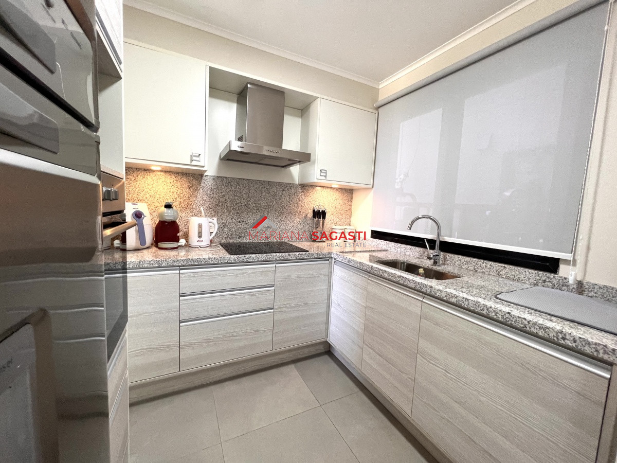 Apartamento ID.3707 - Venta apartamento con servicios 2 dormitorios 2 baños. Piscina. 