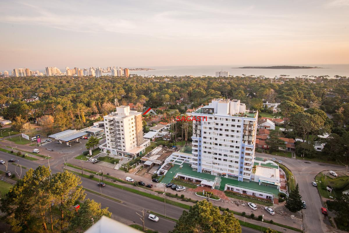 Apartamento ID.3706 - Greenlife .Apartamento en venta 2 dormitorios  - Roosevelt-Punta del Este