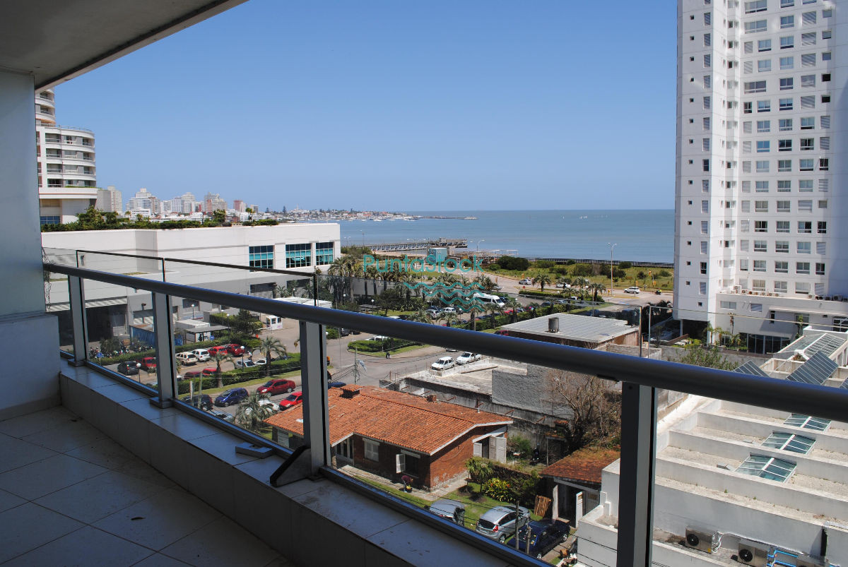 Apartamento en venta tres dormitorios- Mansa- Conrad - PSK1268A