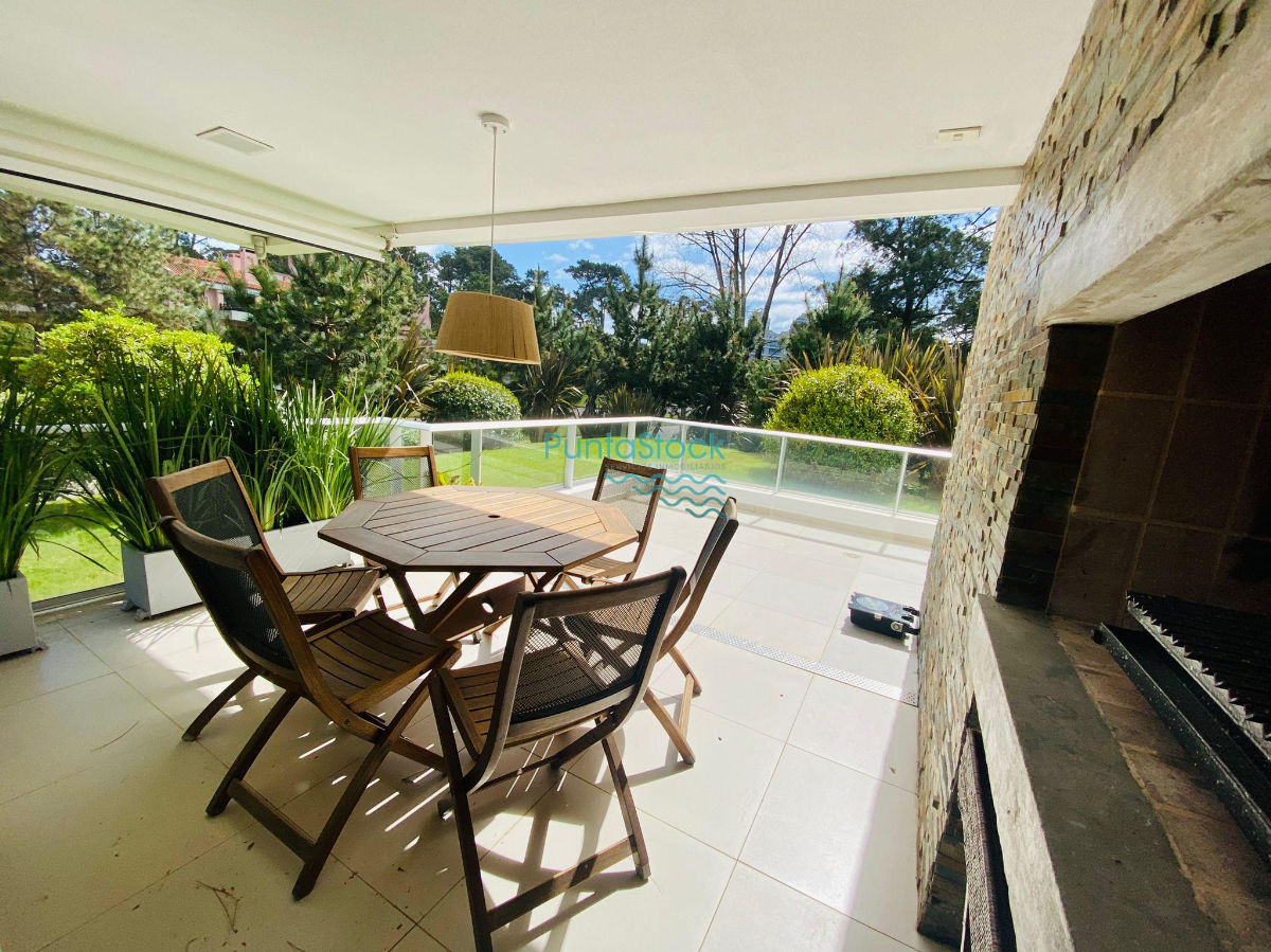 Parc  Du Solei -Apartamento - Playa Mansa - alquiler 2 dormitorios - enero - PSK1159A