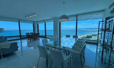 Fendi, Esquinero en venta a Punta Ballena de 4 dormitorios impresionante vista.