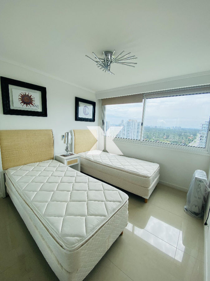 Apartamento ID.570 - Casino Tower  en venta  vista la mar  3 dormitorios 2 baños Punta del Este