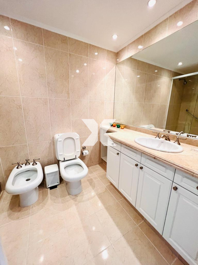 Apartamento ID.431 - Le Jardin apartamento en venta de 3 dormitorios. Vista al mar.