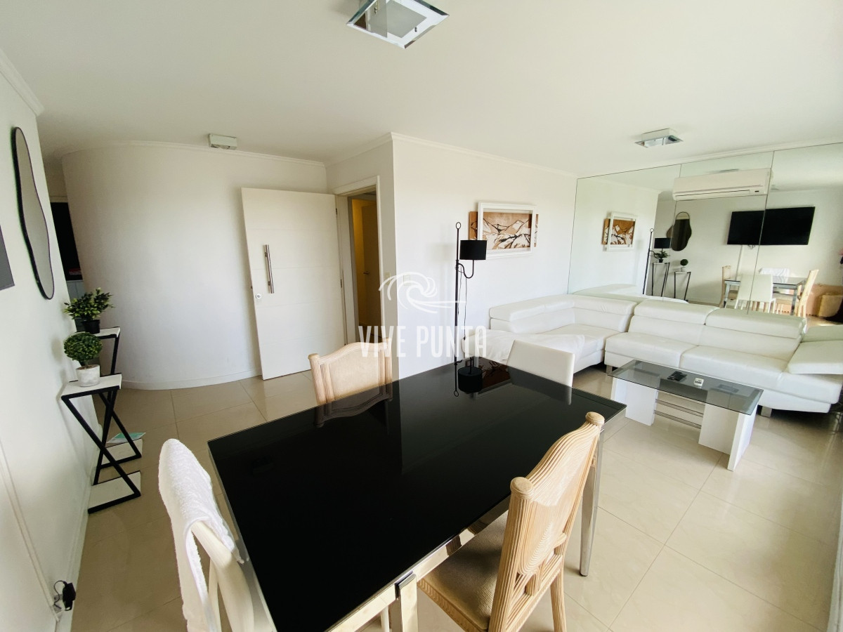 Apartamento ID.500 - Casino Tower tres dormitorios en alquiler de verano 2024. 