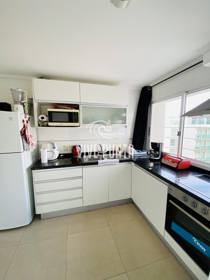 Apartamento ID.500 - Casino Tower tres dormitorios en alquiler de verano 2024. 