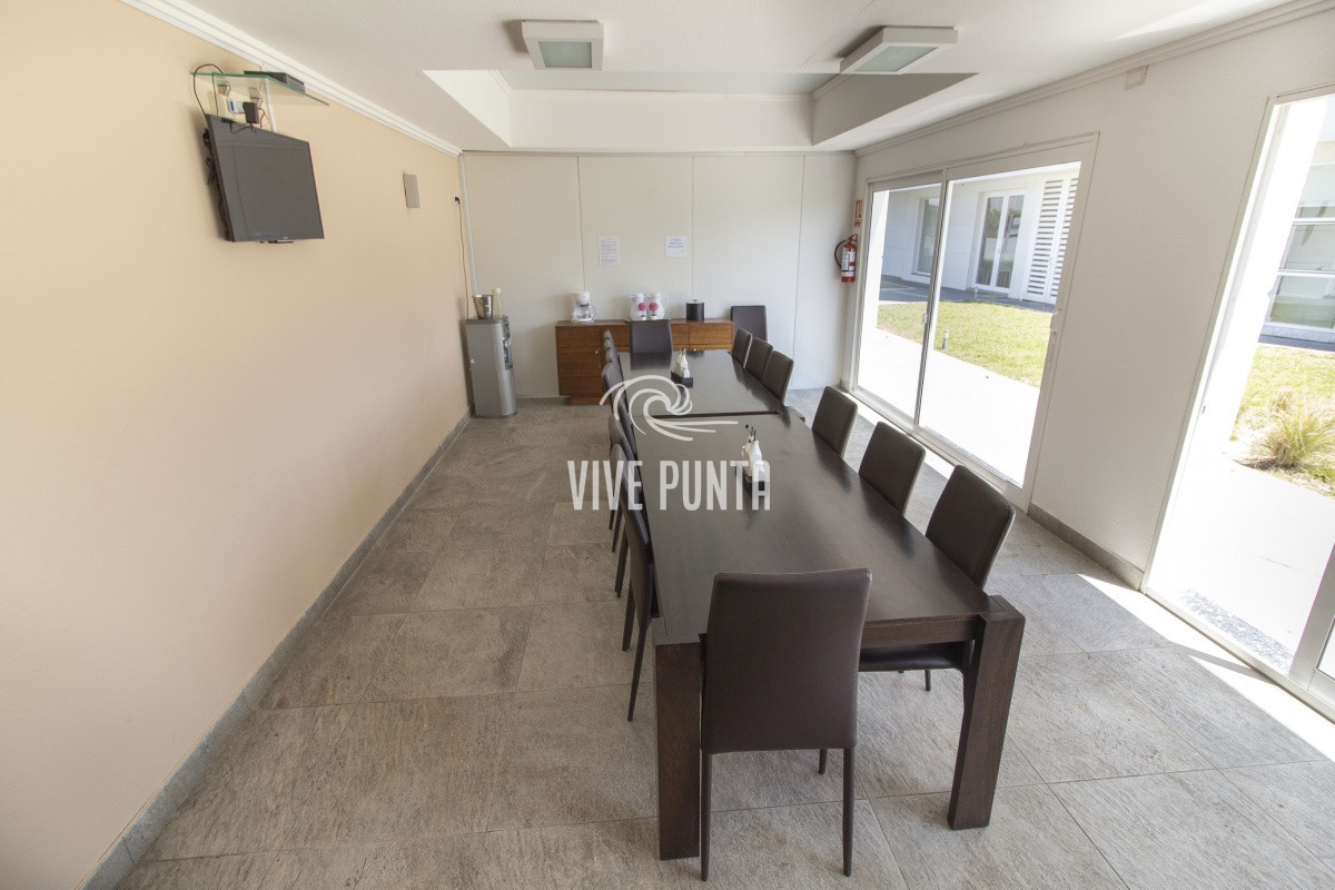 Apartamento ID.500 - Casino Tower tres dormitorios en alquiler de verano 2024. 