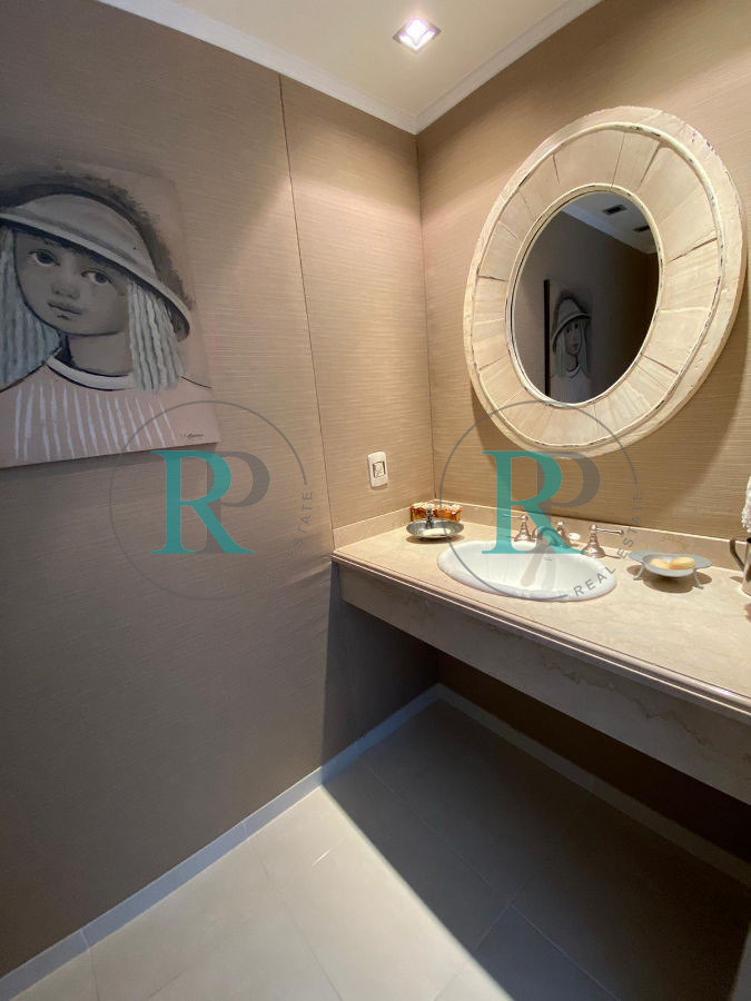 Apartamento ID.1338 - Le Jardín apartamento en venta tres dormitorios y dependencia. - Playa Mansa Punta del Este.