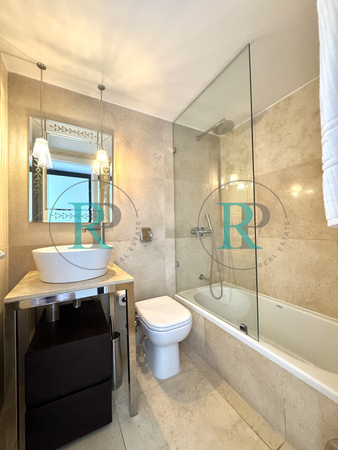 Apartamento ID.2626 - Apartamento de 1 dormitorio en venta. Punta del Este. Torre Yoo