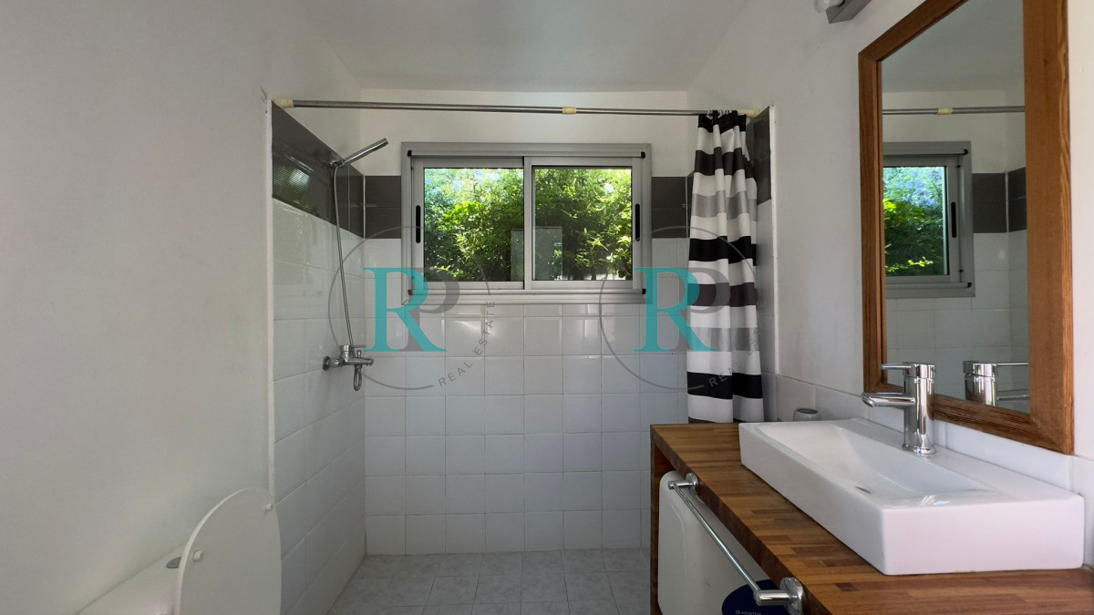 Casa ID.2209 - Casa alquiler anual barrio cerrado. 4 dormitorios piscina, parrillero. 