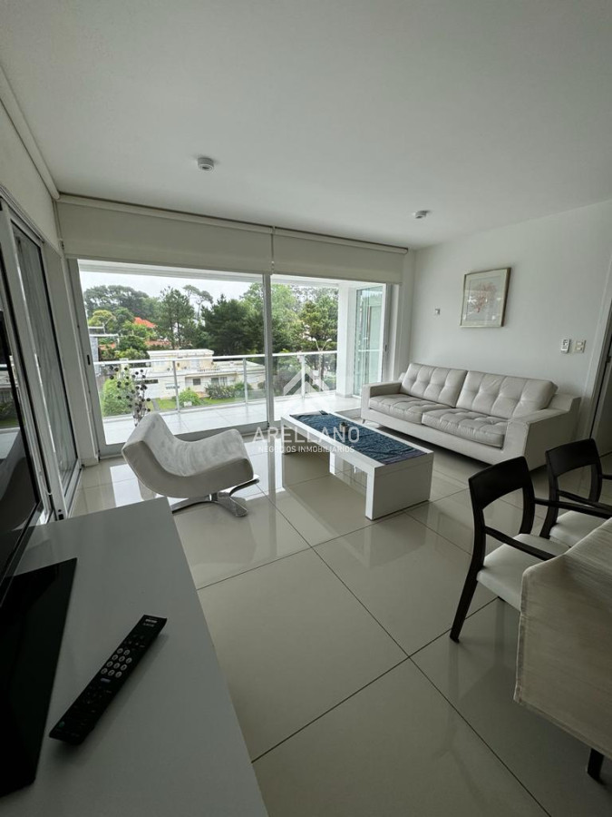 Apartamento ID.2984 - PENTHOUSE en venta Playa Mansa Punta del Este  