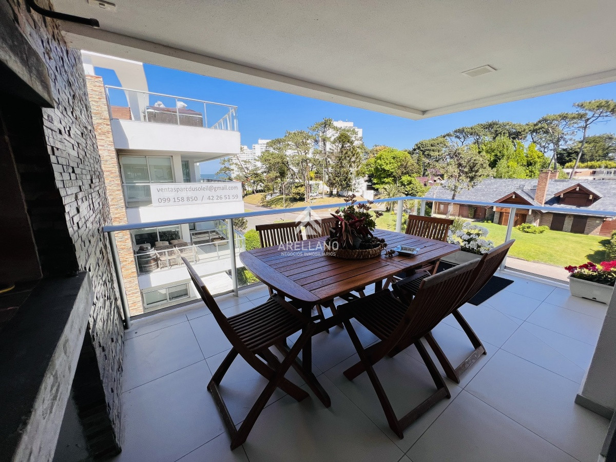 Apartamento ID.2984 - PENTHOUSE en venta Playa Mansa Punta del Este  
