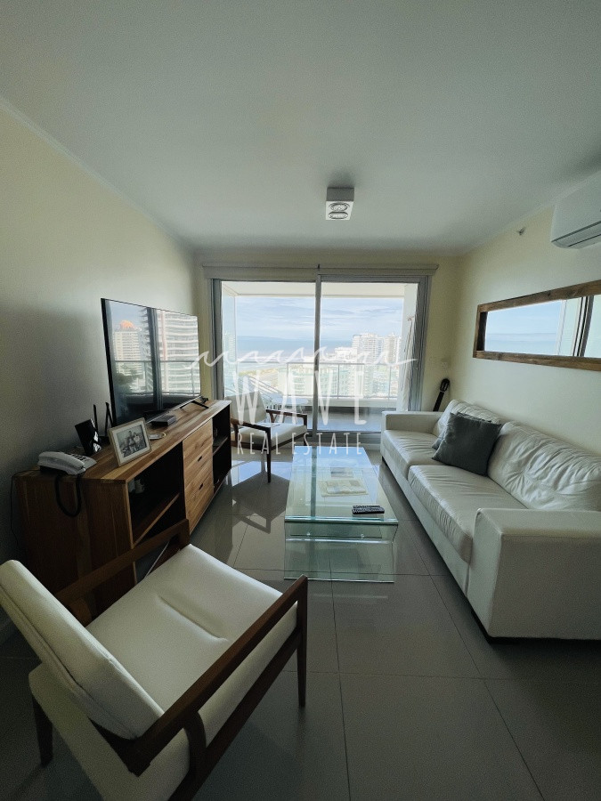 Apartamento ID.1733 - Wind Tower piso alto con vista en venta 2 dormitorios