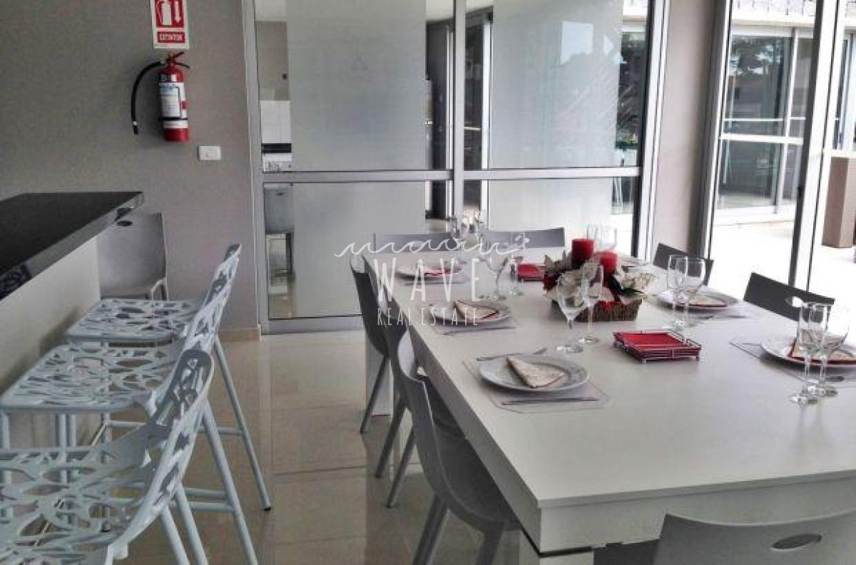 Apartamento ID.1733 - Wind Tower piso alto con vista en venta 2 dormitorios