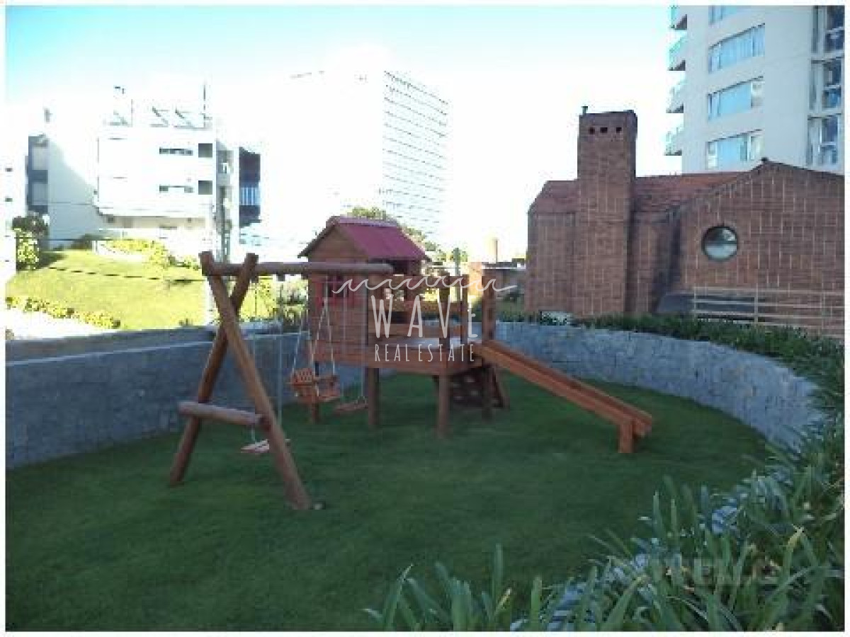 Apartamento ID.1733 - Wind Tower piso alto con vista en venta 2 dormitorios