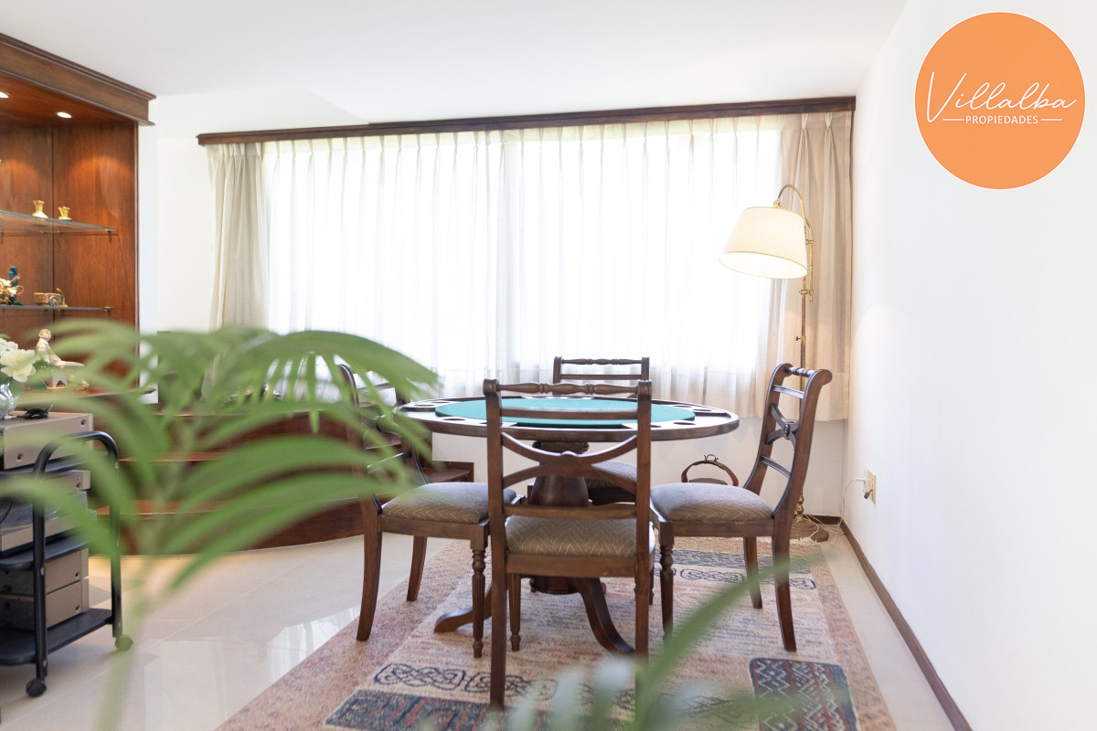 Casa ID.3312 - Casa en venta en paradas -mansa. 6 dormitorios. 852 metros edificados. 