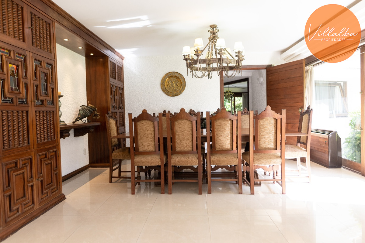 Casa ID.3312 - Casa en venta en paradas -mansa. 6 dormitorios. 852 metros edificados. 