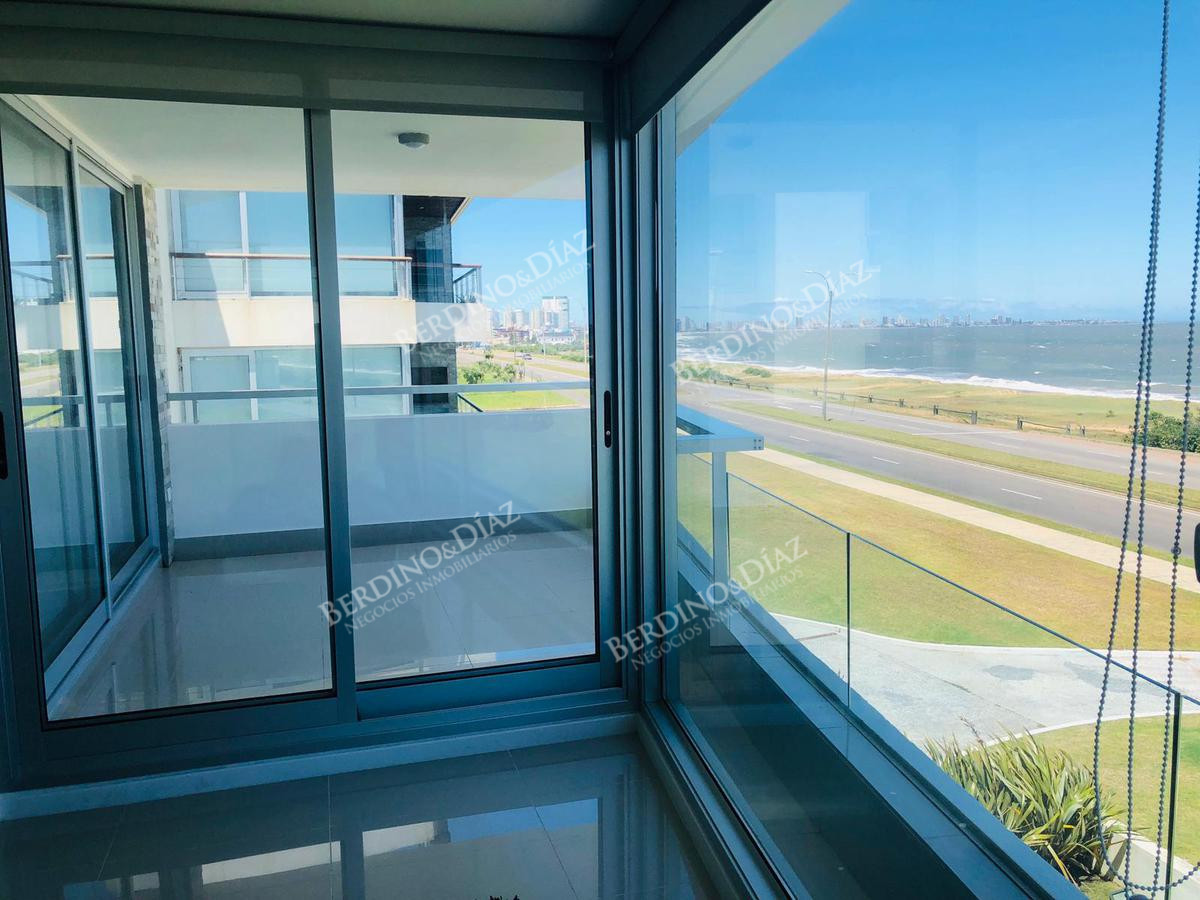 Apartamento ID.2941 - Lumiere apartamento en venta de tres dormitorios y dep. de servicio.