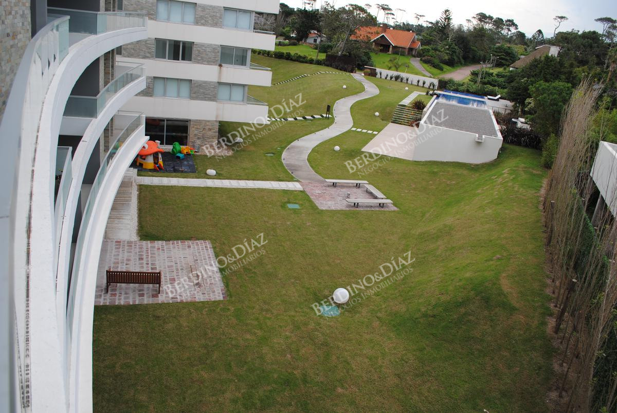 Apartamento ID.2941 - Lumiere apartamento en venta de tres dormitorios y dep. de servicio.