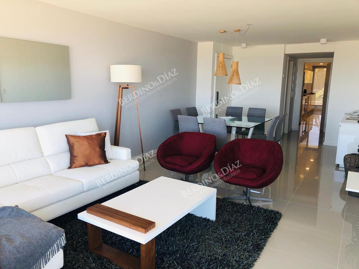 Apartamento ID.2941 - Lumiere apartamento en venta de tres dormitorios y dep. de servicio.