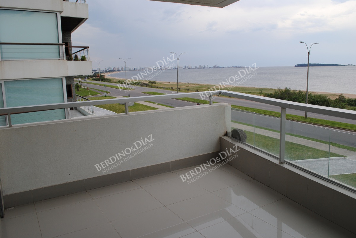 Apartamento ID.2941 - Lumiere apartamento en venta de tres dormitorios y dep. de servicio.