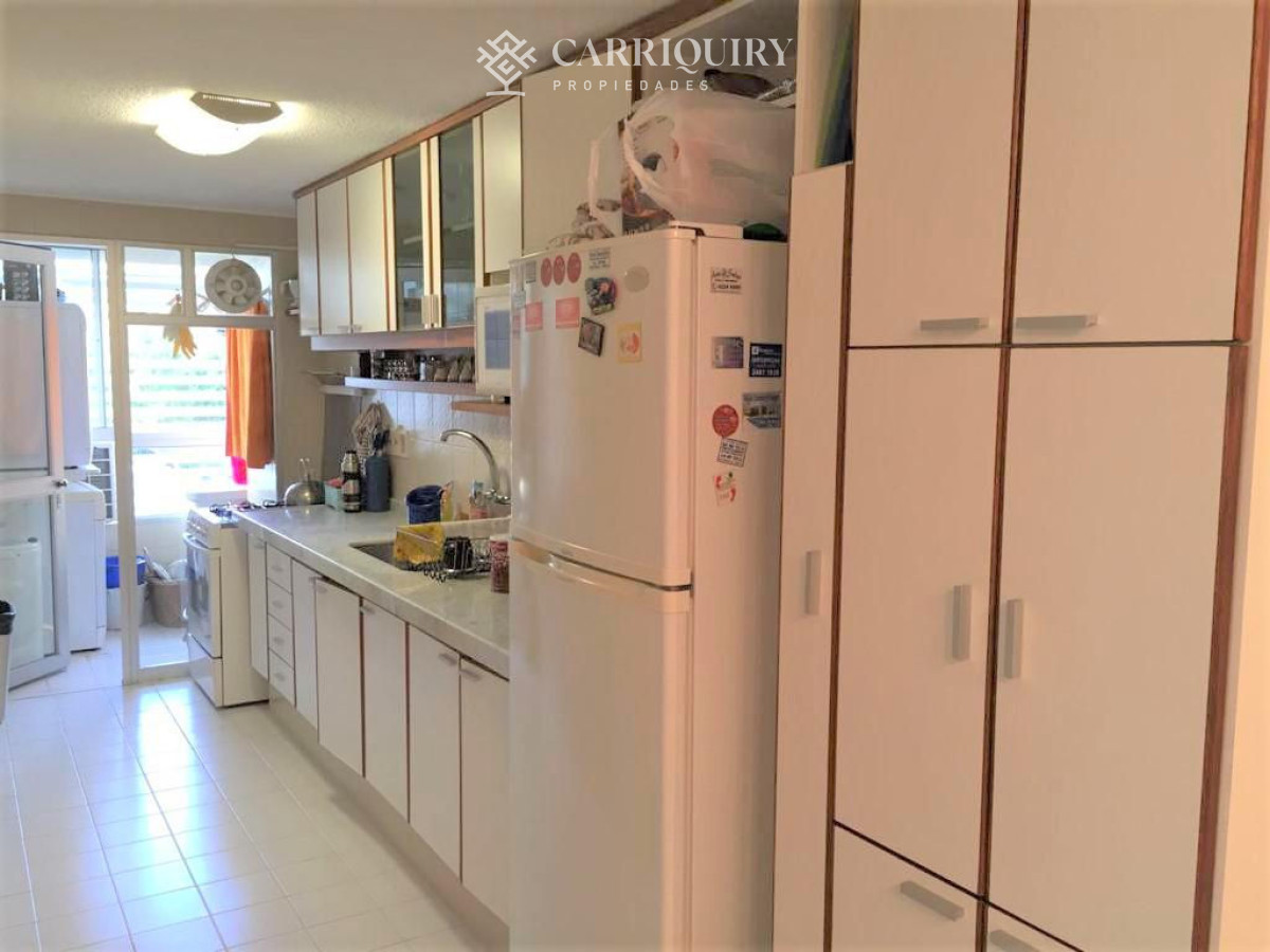 Apartamento ID.10506 - Complejo Lincoln. Apartamento 3 dormitorios en venta   - Playa Mansa Punta del Este
