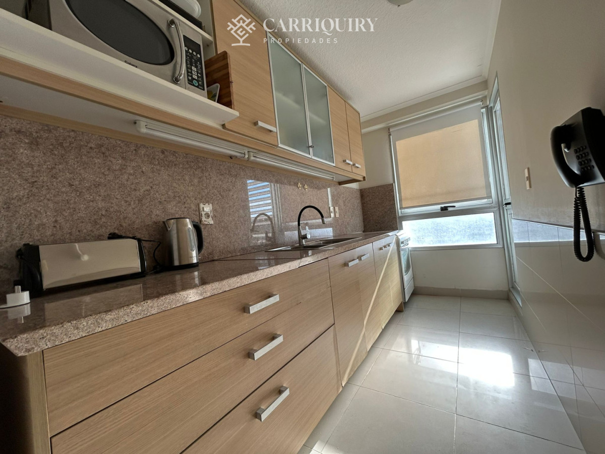 Apartamento ID.10323 - Ocean Drive Apartamento en venta tres dormitorios, full amenities