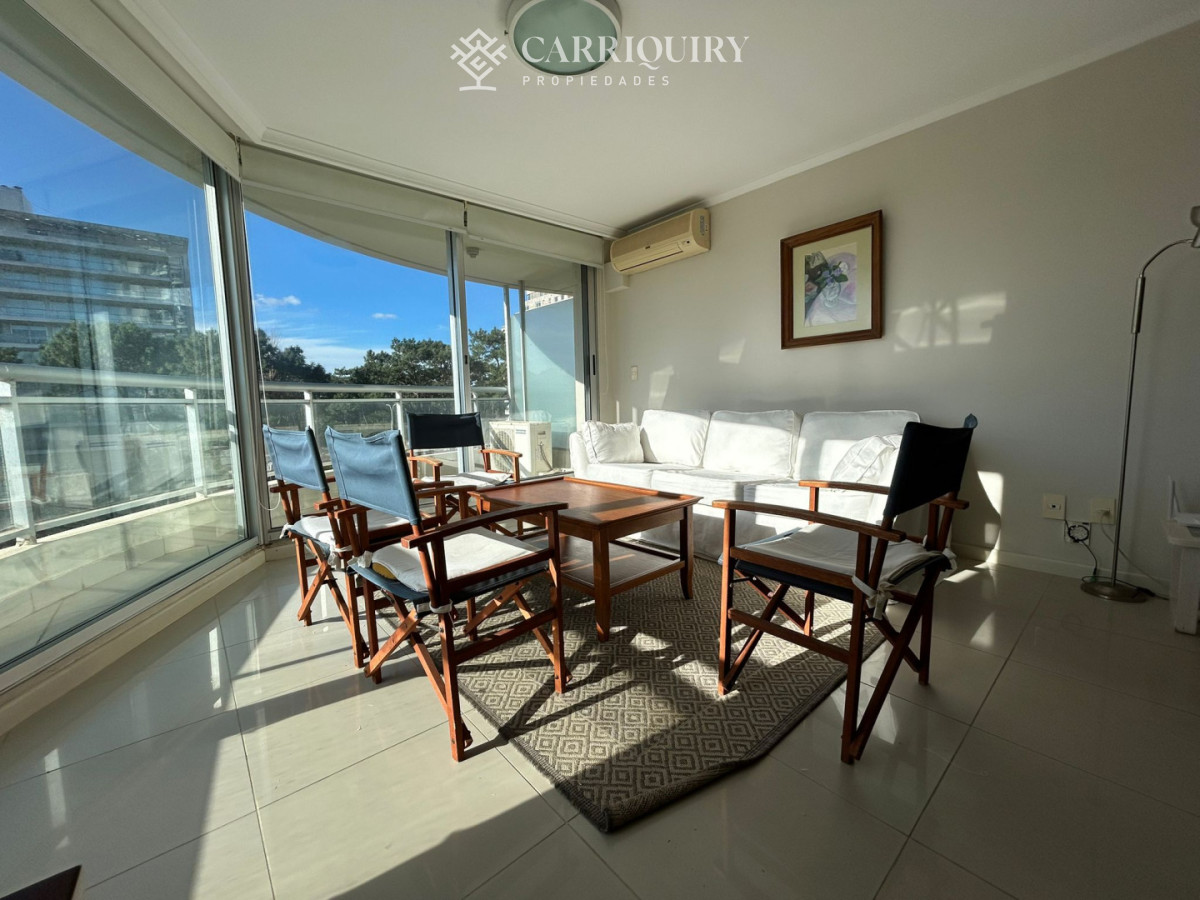 Apartamento ID.10323 - Ocean Drive Apartamento en venta tres dormitorios, full amenities