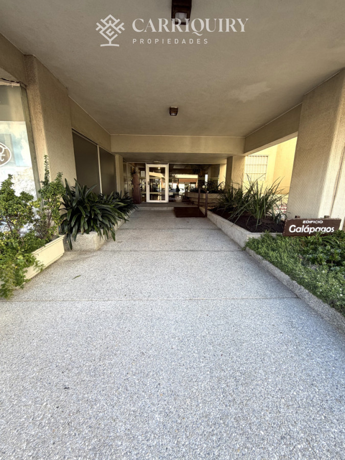 Apartamento ID.10000 - Un dormitorio en venta con gran terraza en Peninsula. 