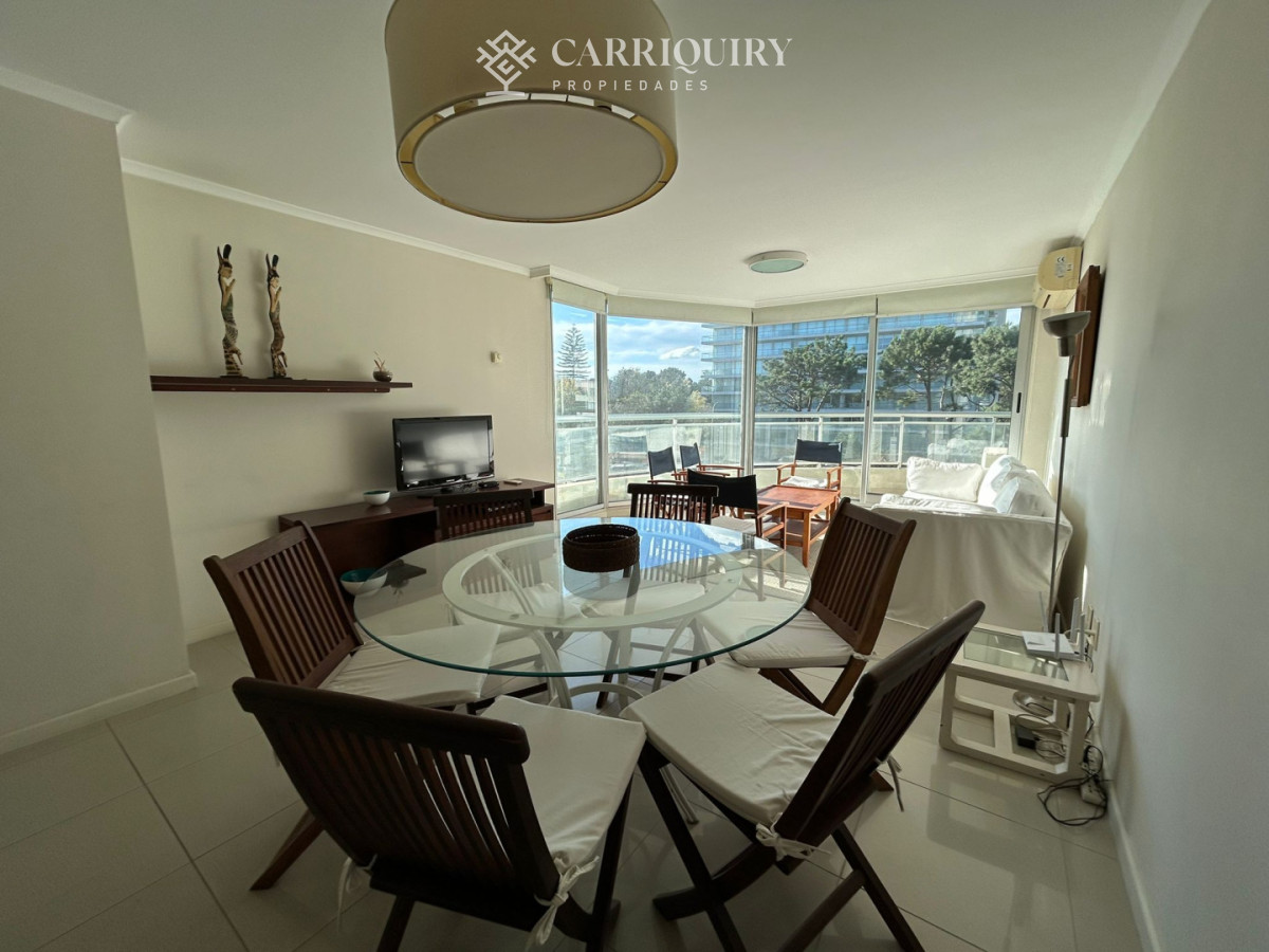Apartamento ID.10323 - Ocean Drive Apartamento en venta tres dormitorios, full amenities