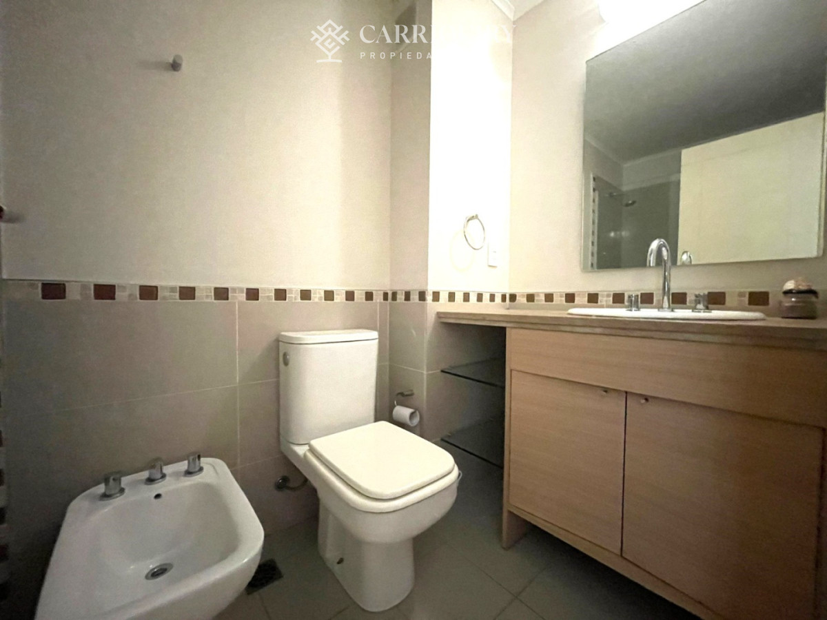 Apartamento ID.10323 - Ocean Drive Apartamento en venta tres dormitorios, full amenities
