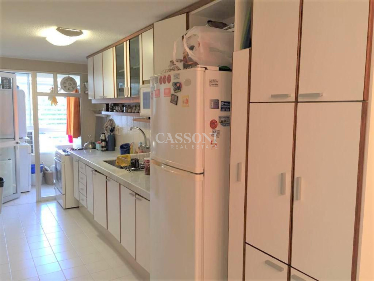 Apartamento ID.4503 - Complejo Lincoln. Apartamento 3 dormitorios en alquiler  - Playa Mansa Punta del Este