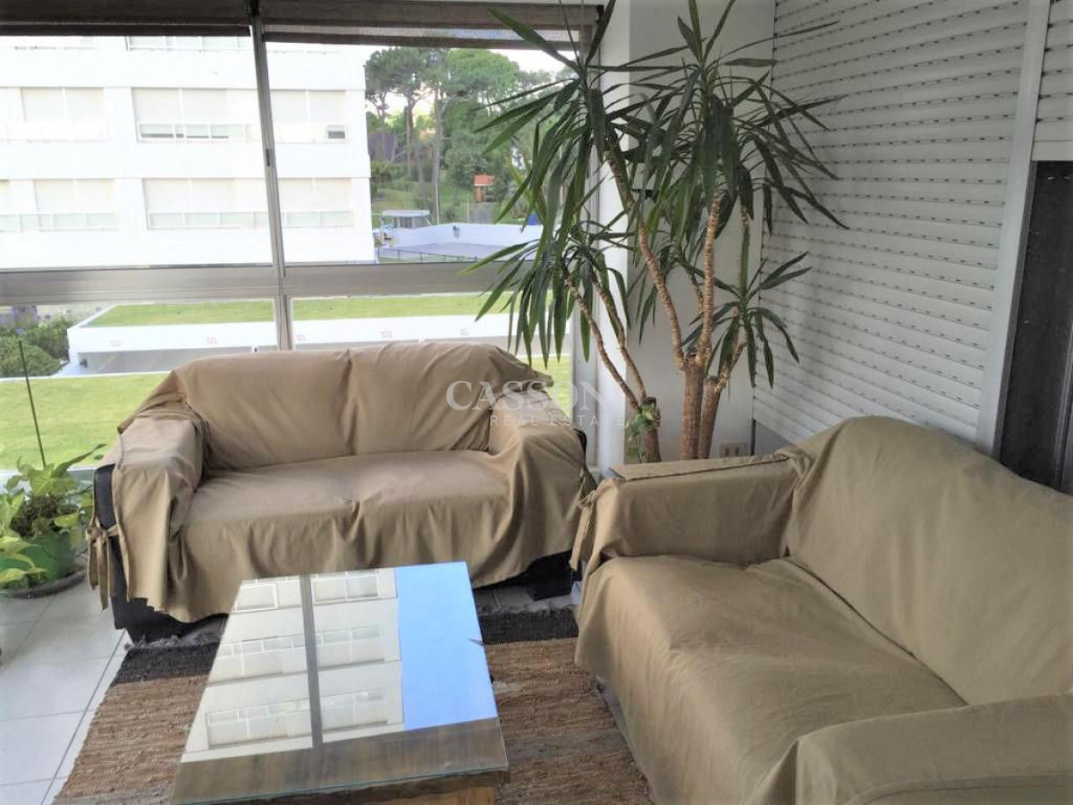 Apartamento ID.4503 - Complejo Lincoln. Apartamento 3 dormitorios en alquiler  - Playa Mansa Punta del Este