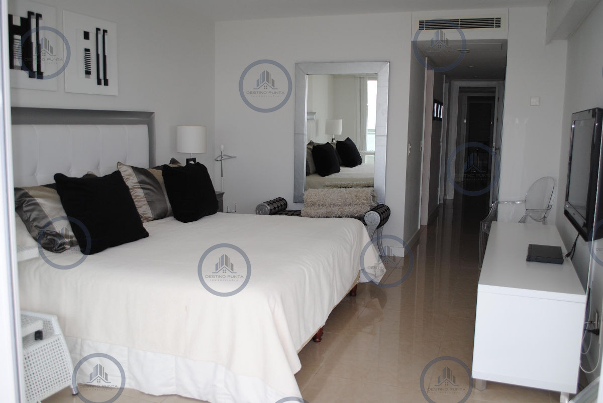 Apartamento ID.1606 - Maravilloso apartamento en alquiler temporario de cuatro dormitorios, Torre Aquarela, Playa Mansa 