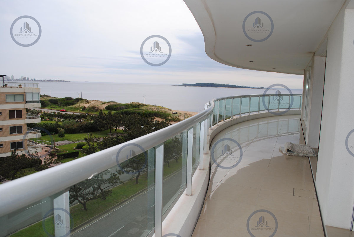 Apartamento ID.1606 - Maravilloso apartamento en alquiler temporario de cuatro dormitorios, Torre Aquarela, Playa Mansa 