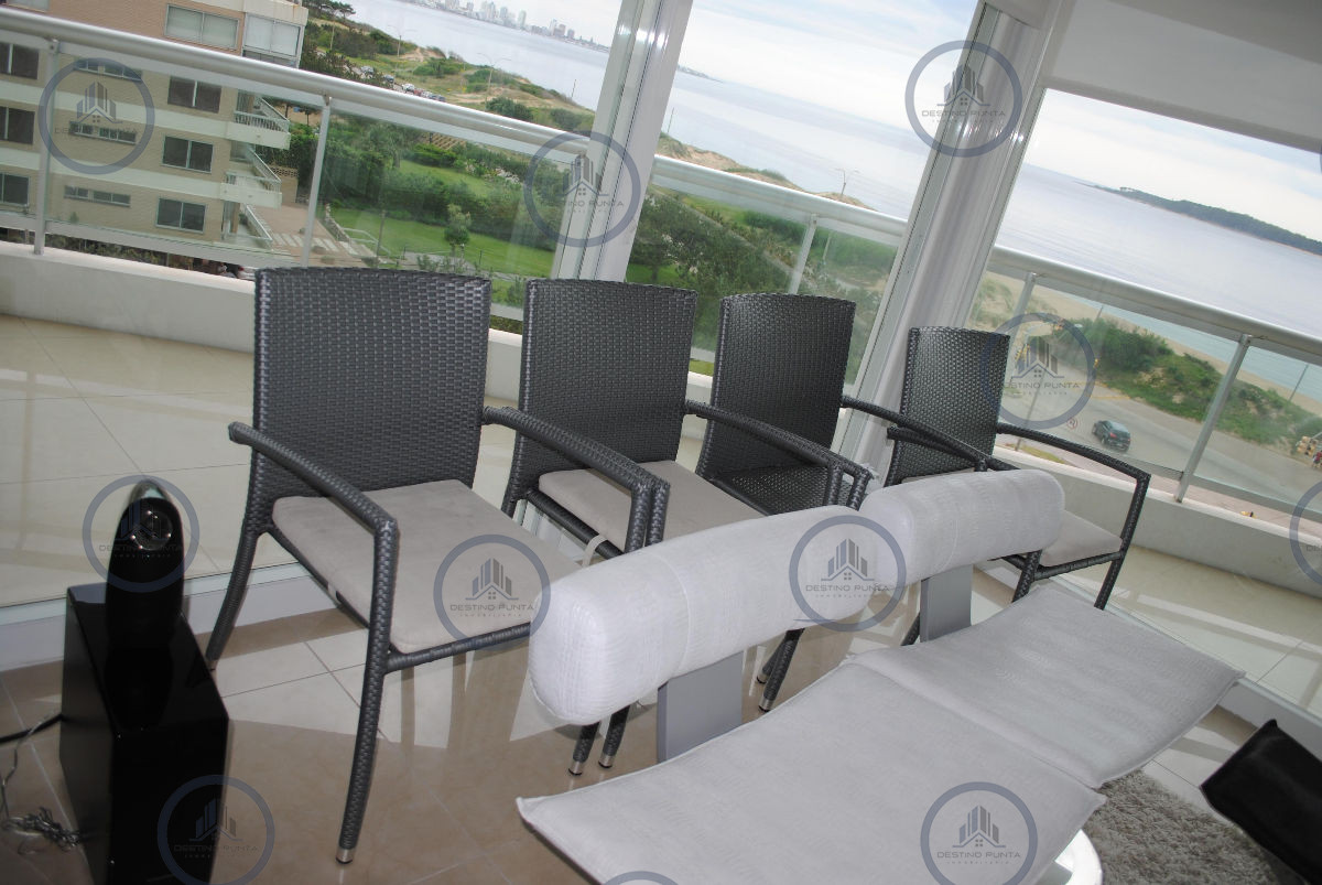 Apartamento ID.1606 - Maravilloso apartamento en alquiler temporario de cuatro dormitorios, Torre Aquarela, Playa Mansa 