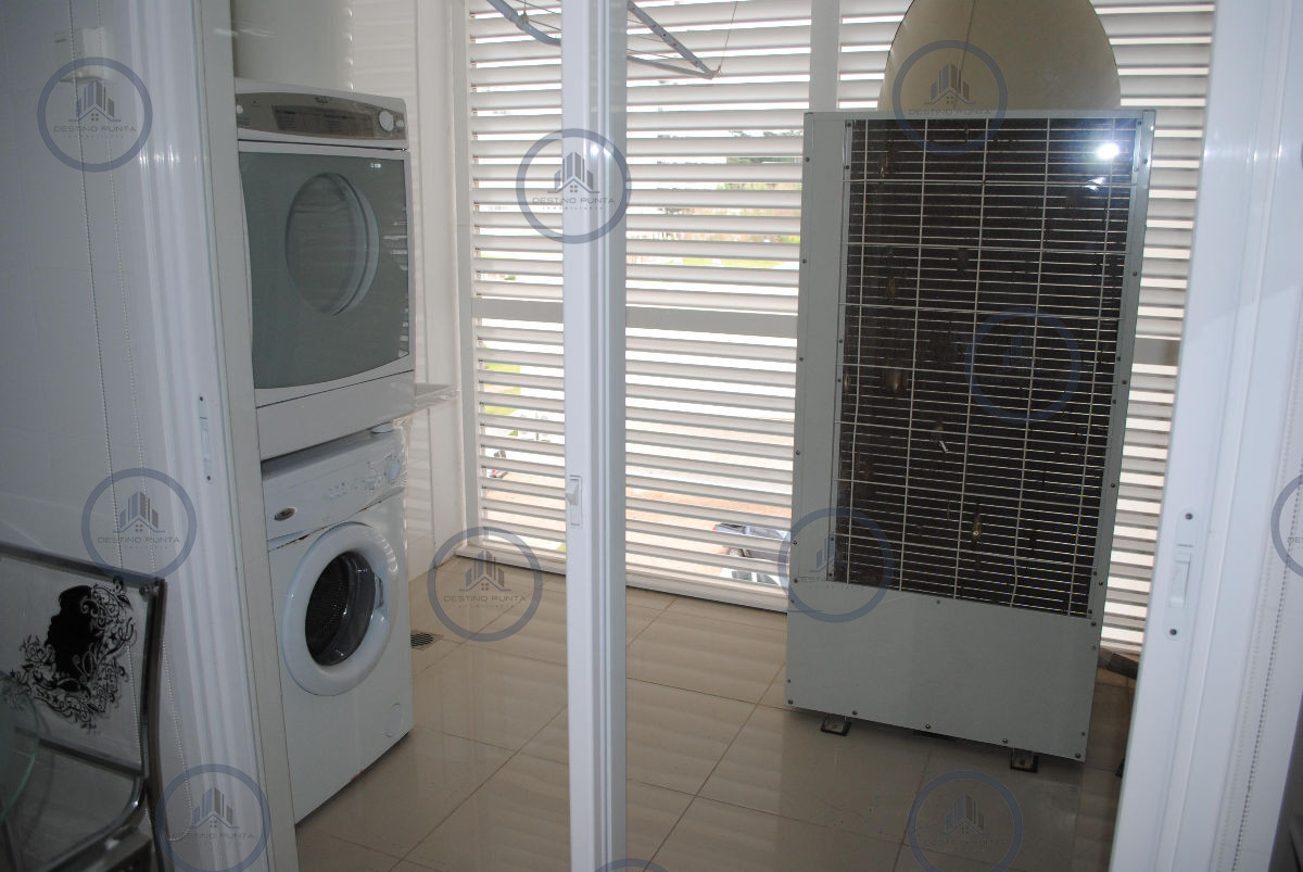 Apartamento ID.1606 - Maravilloso apartamento en alquiler temporario de cuatro dormitorios, Torre Aquarela, Playa Mansa 