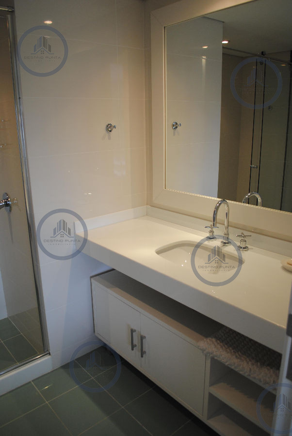 Apartamento ID.1606 - Maravilloso apartamento en alquiler temporario de cuatro dormitorios, Torre Aquarela, Playa Mansa 