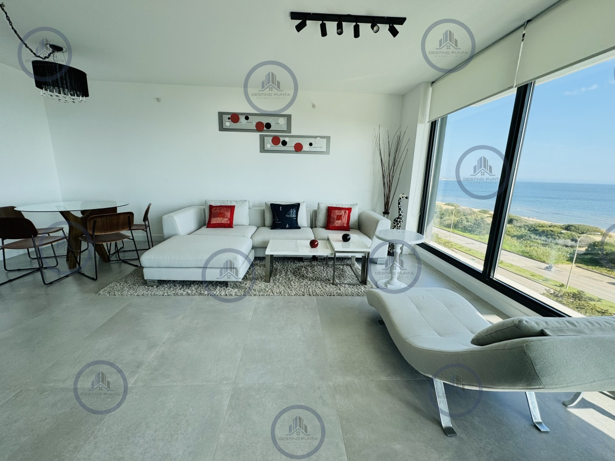 Apartamento ID.2203 - Apartamento en venta 2 dormitorios Playa Mansa vista - Venetian - a estrenar - frente al mar- lujo