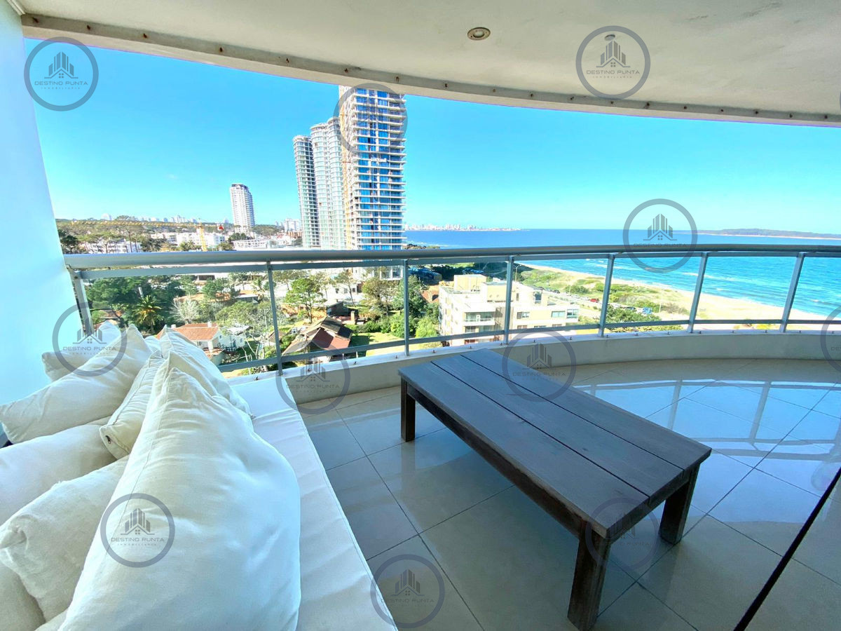 Apartamento ID.1608 - Aquarela en venta 2 dormitorios màs dependencia de servicio, Punta del Este, Playa ManSA