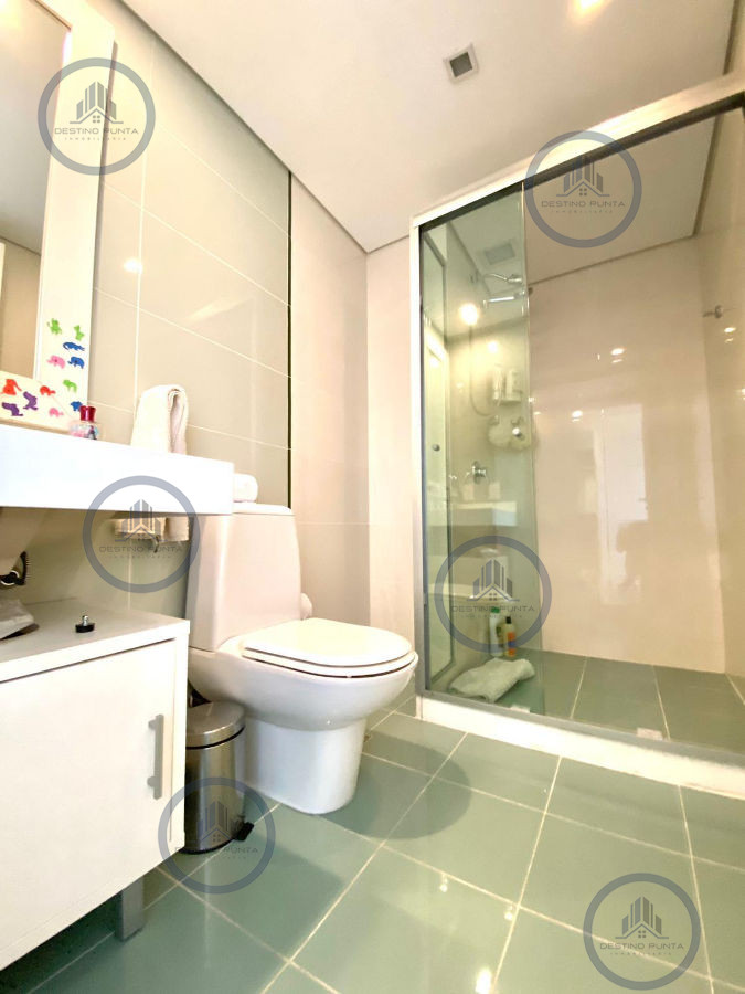 Apartamento ID.1608 - Aquarela en venta 2 dormitorios màs dependencia de servicio, Punta del Este, Playa ManSA