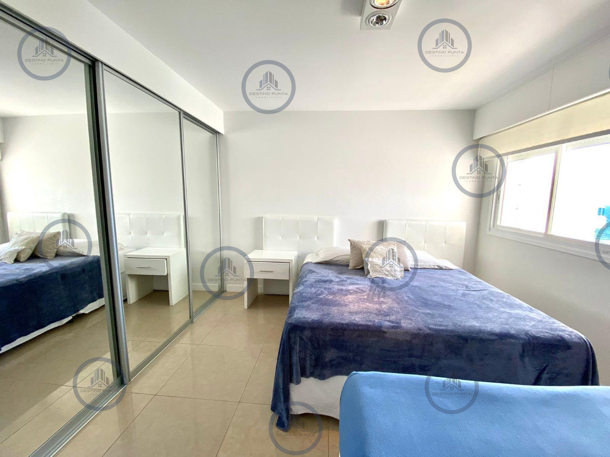 Apartamento ID.1608 - Aquarela en venta 2 dormitorios màs dependencia de servicio, Punta del Este, Playa ManSA