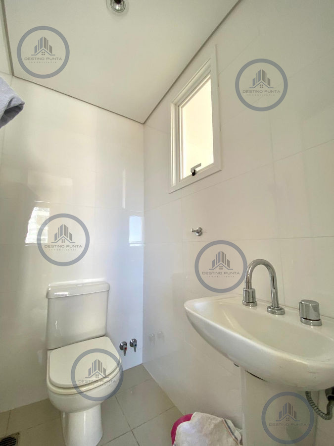 Apartamento ID.1608 - Aquarela en venta 2 dormitorios màs dependencia de servicio, Punta del Este, Playa ManSA