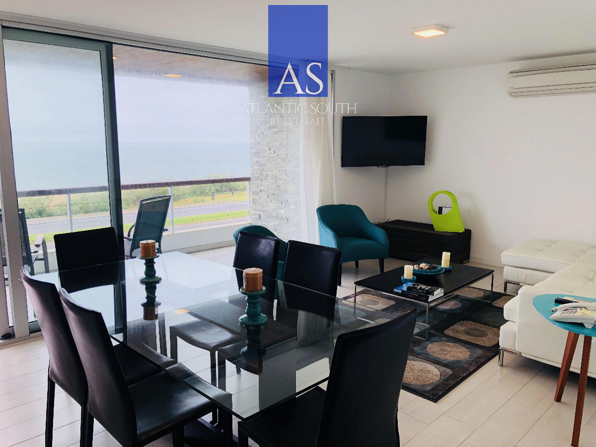 Apartamento ID.4406 - Isabel apartamento en venta 3 dormitorios más dependencia Vista al mar Piscina - Playa Mansa Punta del Este
