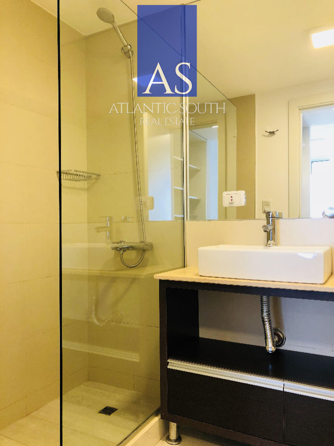Apartamento ID.4406 - Isabel apartamento en venta 3 dormitorios más dependencia Vista al mar Piscina - Playa Mansa Punta del Este