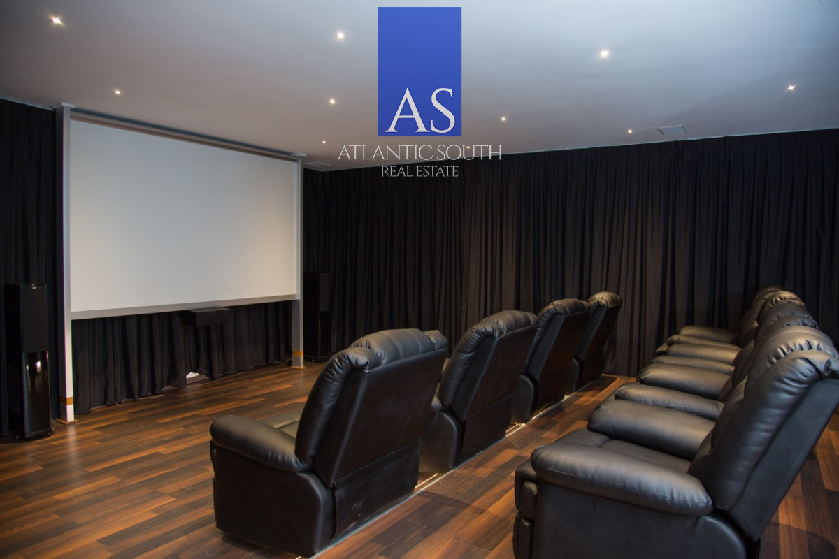 Apartamento ID.4406 - Isabel apartamento en venta 3 dormitorios más dependencia Vista al mar Piscina - Playa Mansa Punta del Este