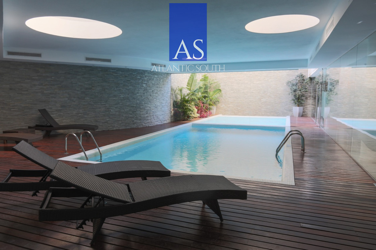 Apartamento ID.4406 - Isabel apartamento en venta 3 dormitorios más dependencia Vista al mar Piscina - Playa Mansa Punta del Este