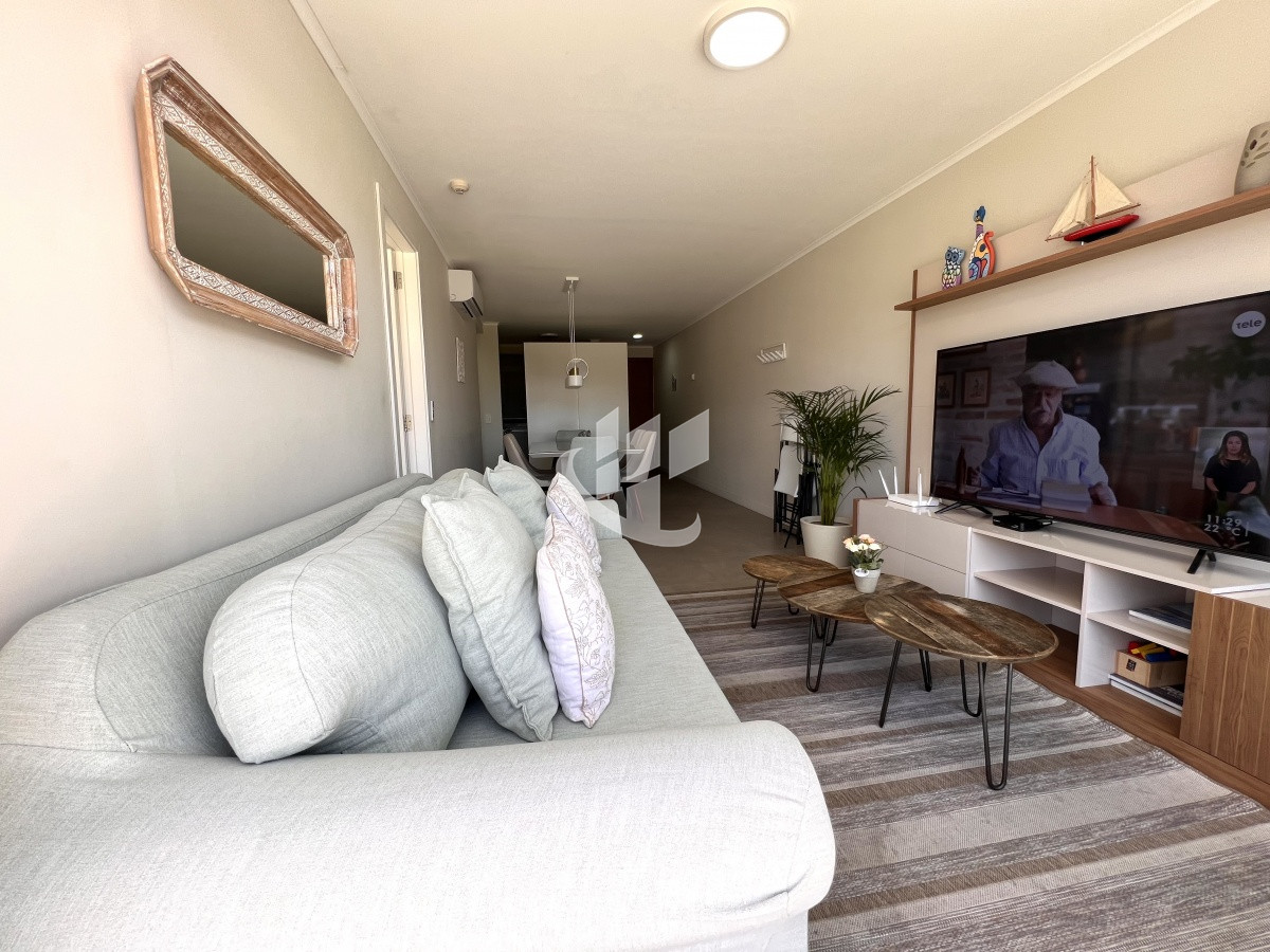 Apartamento ID.647 - Venta, apartamento, 2 dormitorios, Roosevelt, Punta del Este