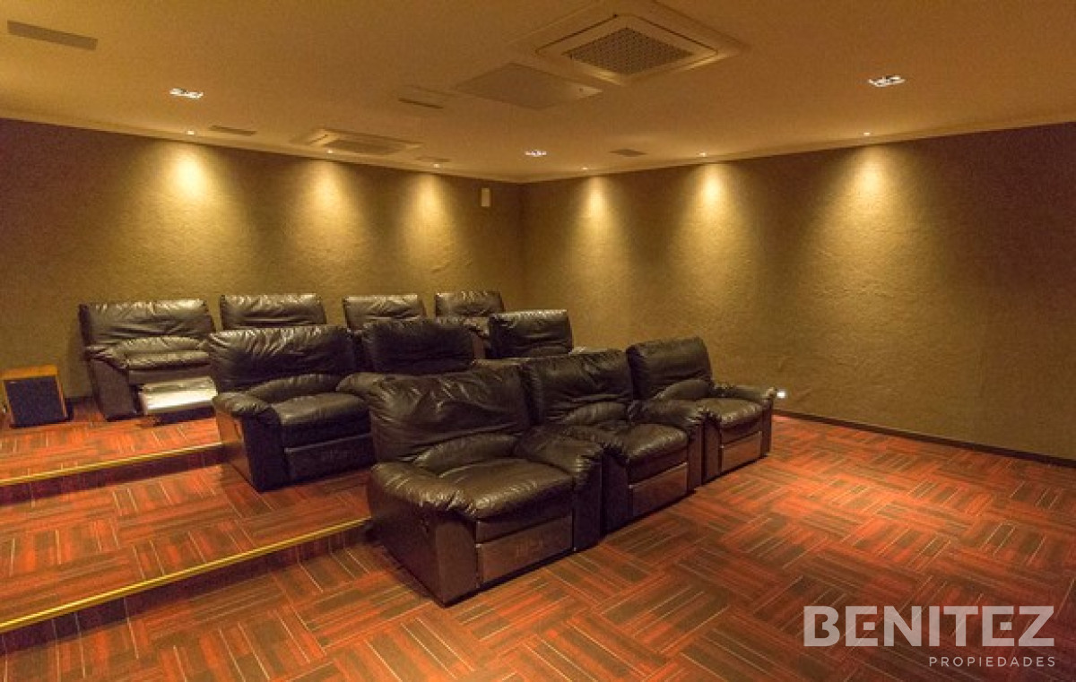 Apartamento ID.9353 - Casino Tower  en venta  vista la mar  3 dormitorios 2 baños Punta del Este